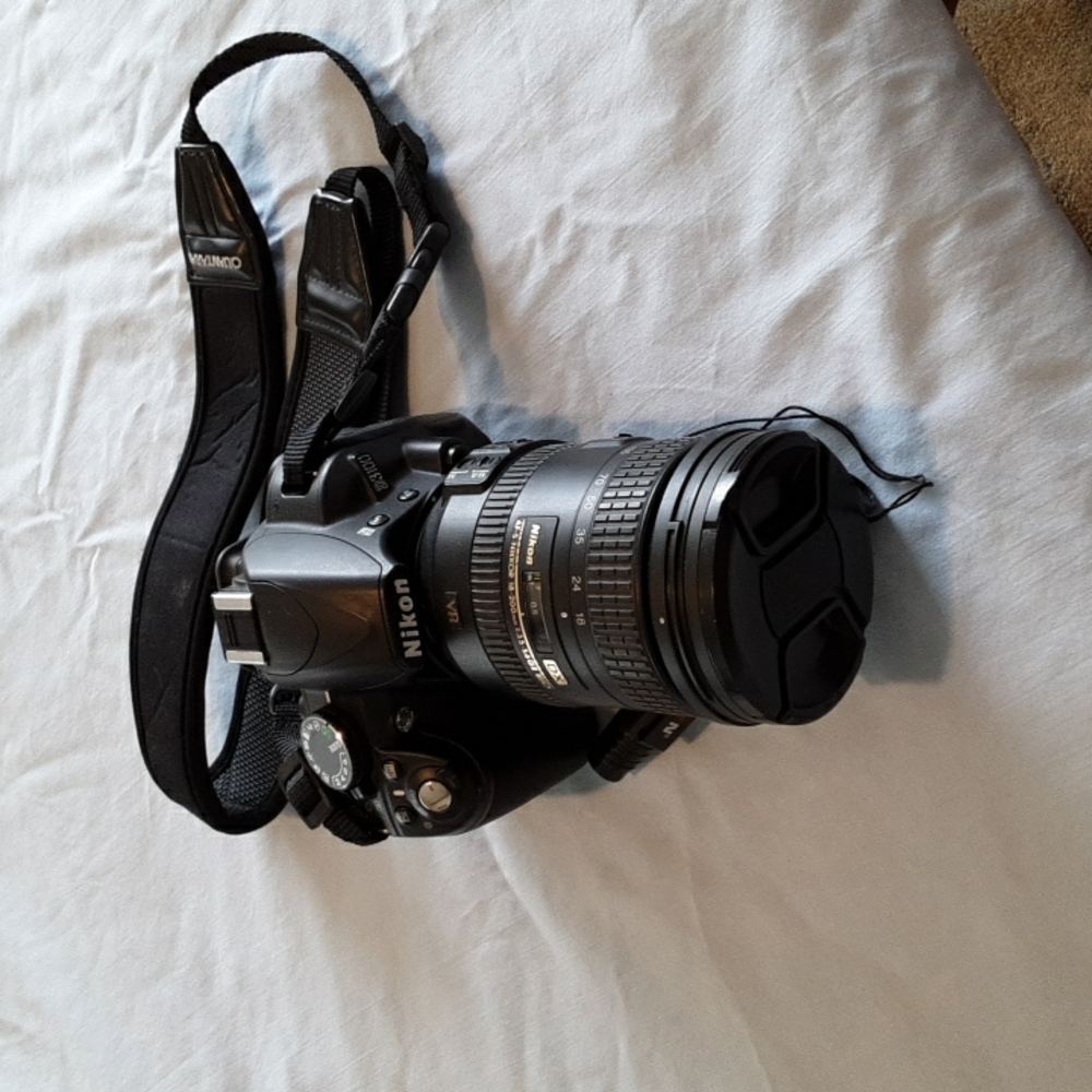 Nikon D-3100